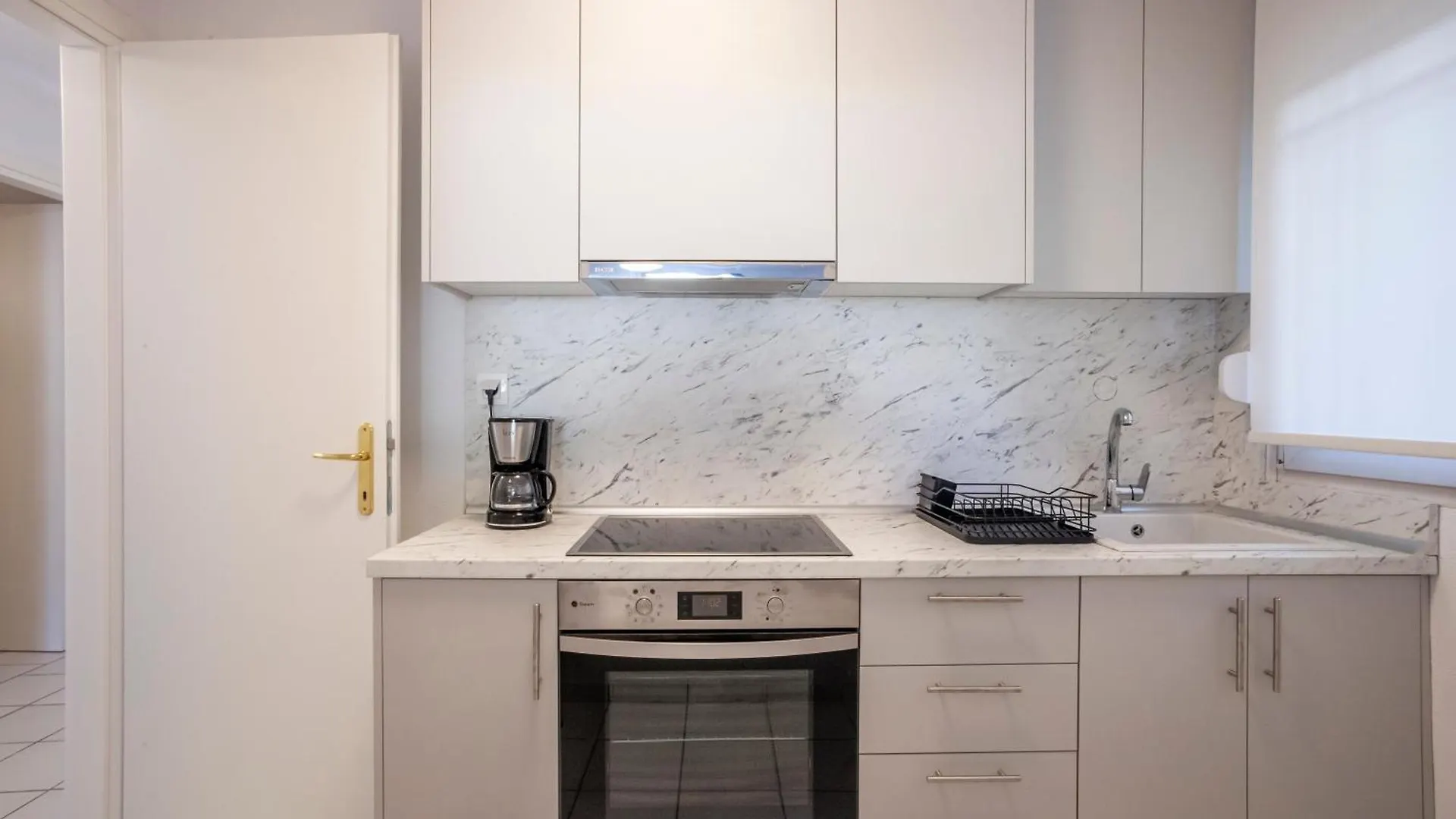 Aris Luxury Apartments بيفكوهوري