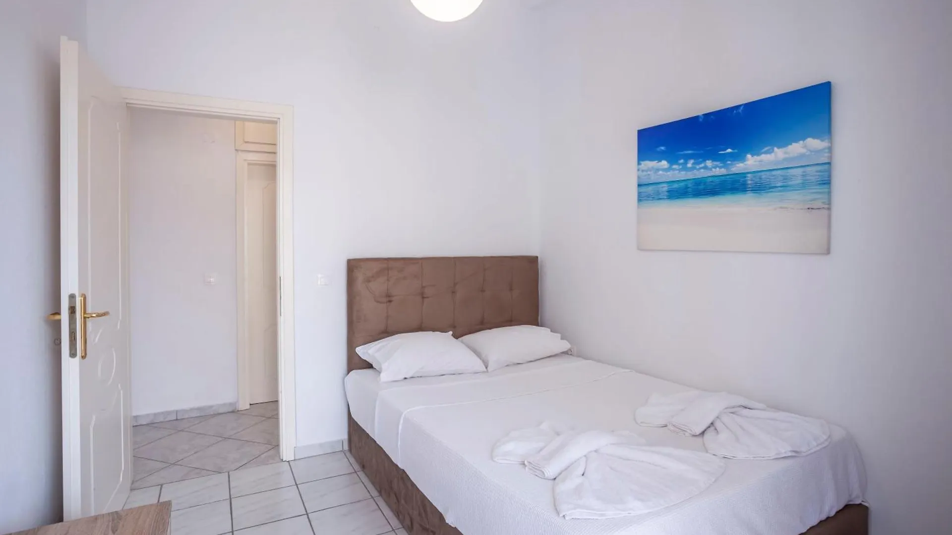 Aris Luxury Apartments بيفكوهوري 0*,  اليونان