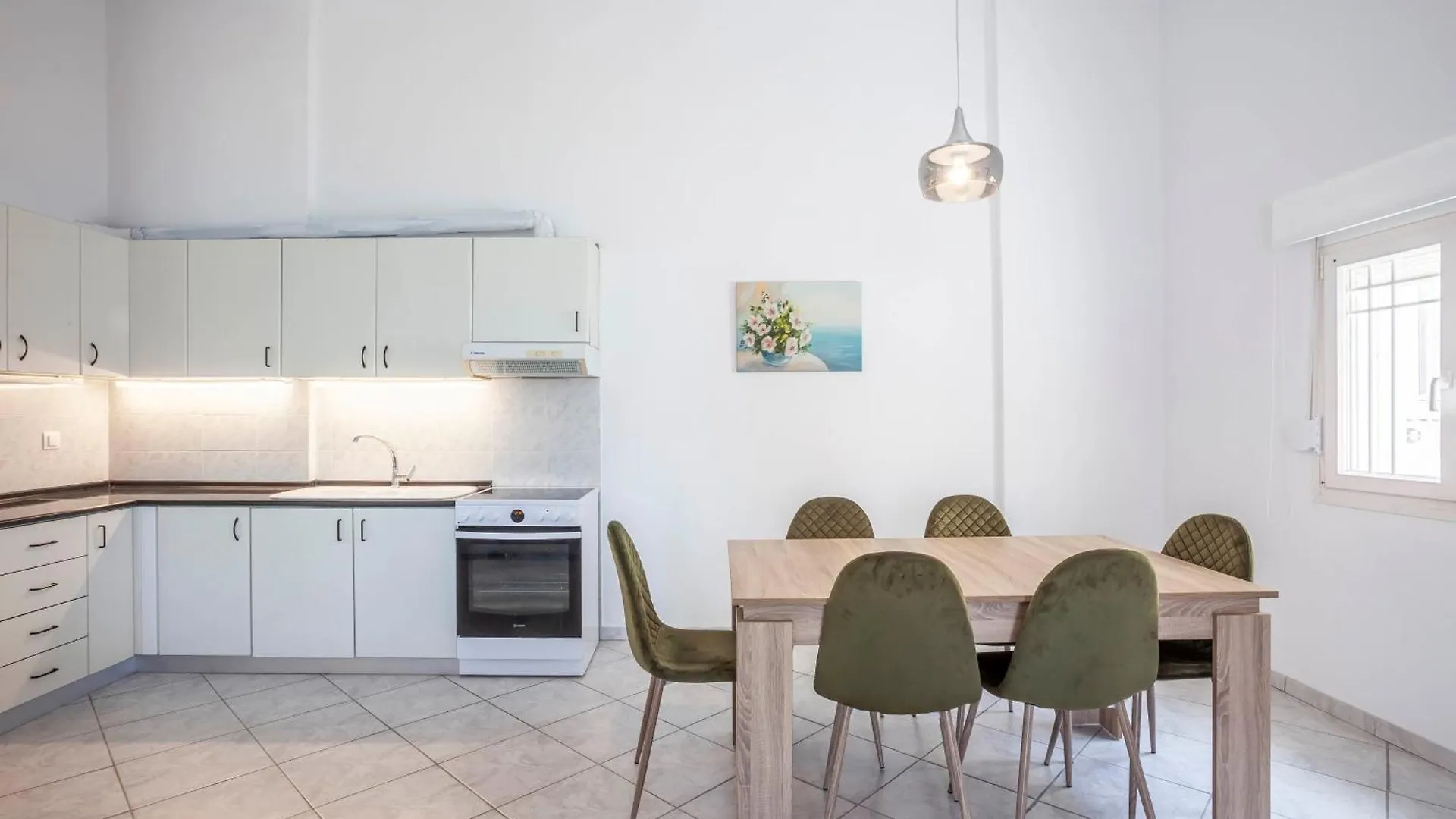 Aris Luxury Apartments بيفكوهوري