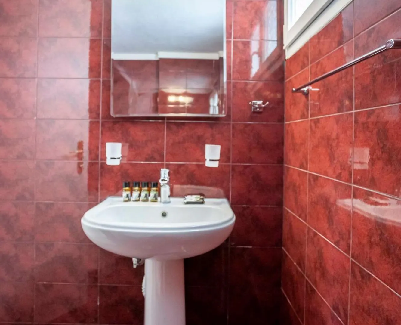 Aris Luxury Apartments بيفكوهوري